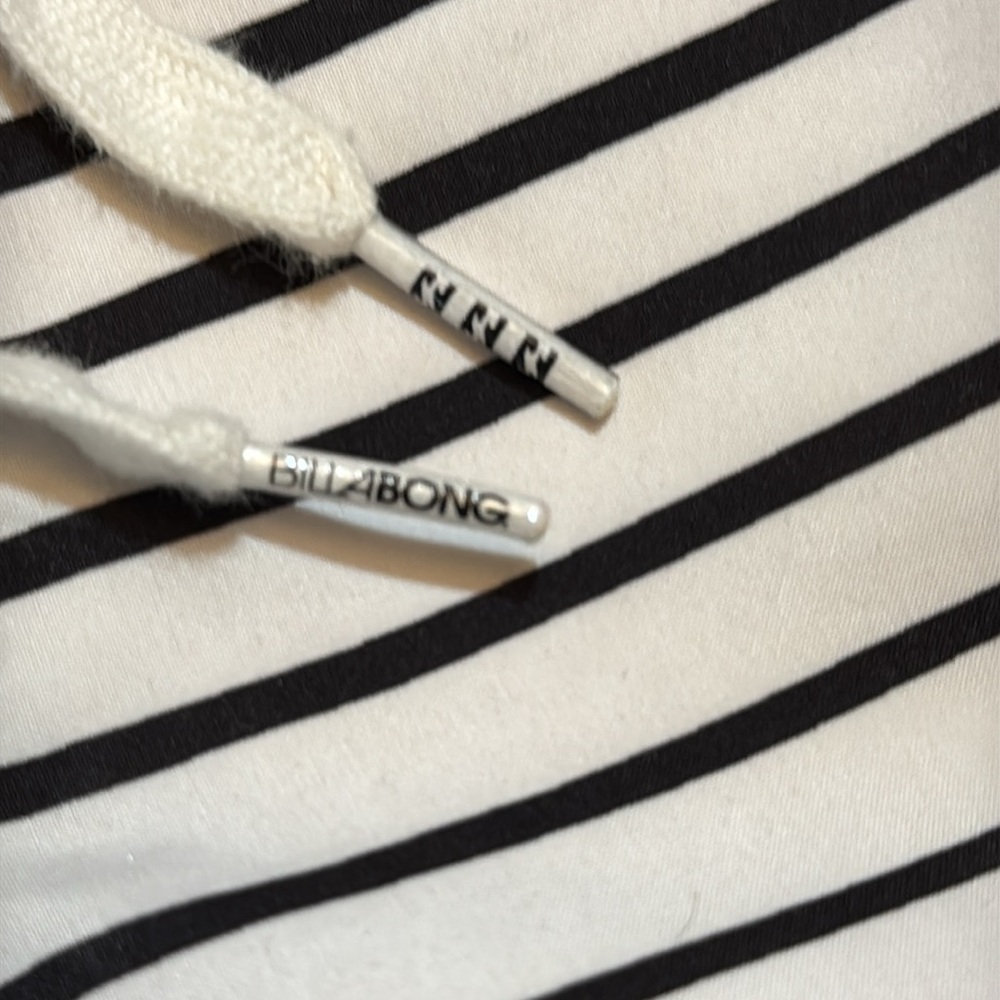 Billabong Black and White Striped Board Shorts - Picture 7 of 12